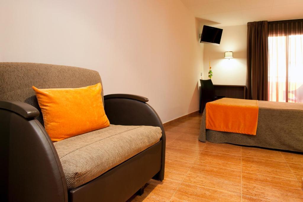 Bed And Breakfast El Pekinaire Calella Exteriör bild